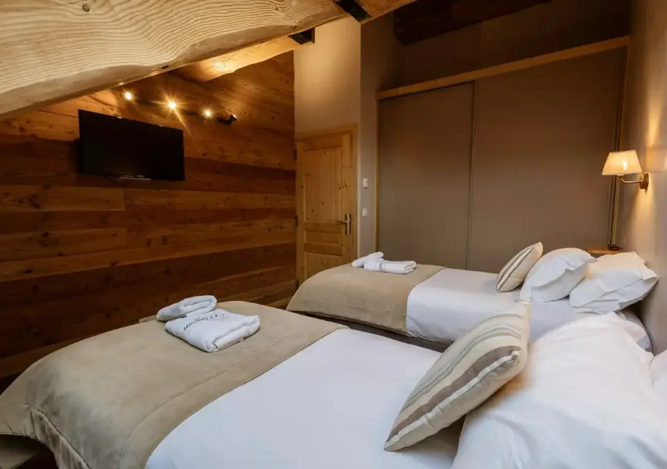 Adrien-Valloire-Apt 8 (9).webp