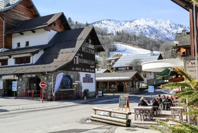 Les Houches-Mont Blanc-Village centre (1).webp