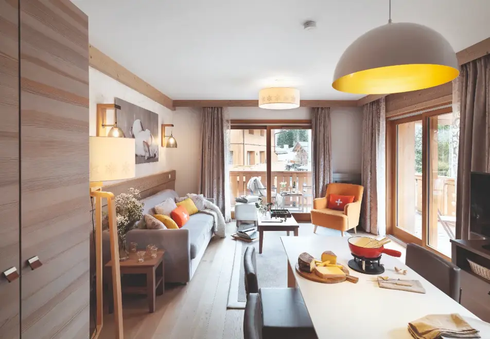 l'Hevana, Meribel (self catered apartments) - Typical apartment style