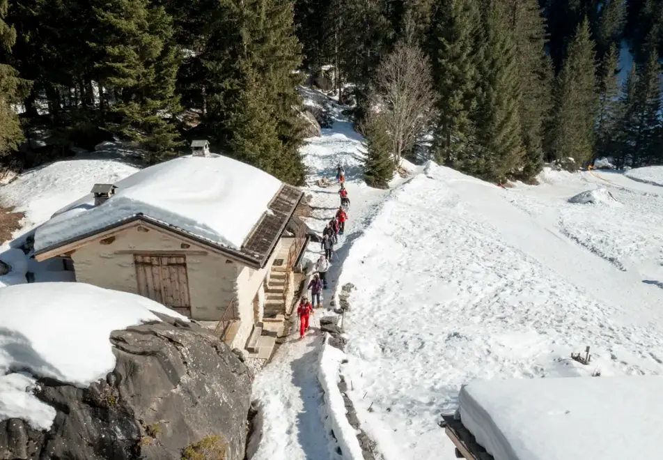 Pralognan-la-Vanoise - Snowshoeing (©Guillaume Grasset)