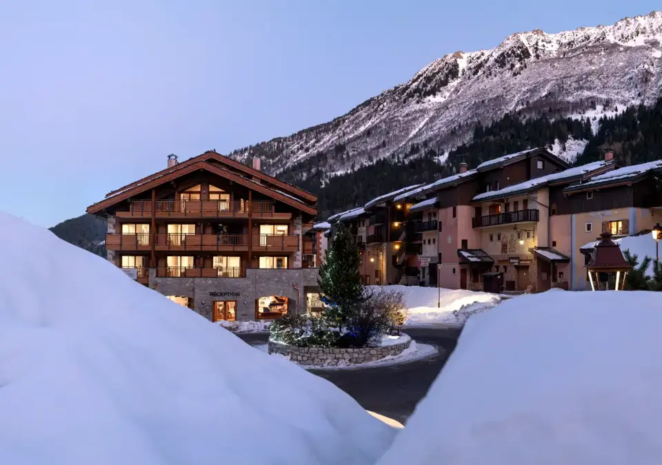 Akoya-Valmorel-Exterior (©STUDIO-BERGOEND) (1).webp