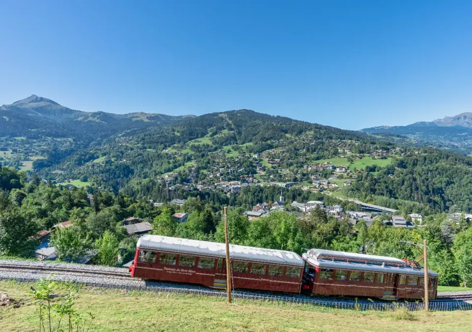 St Gervais-Mont Blanc-Tramway du mont blanc (2).webp