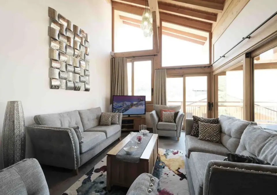 Tawny apt-Caseblanche-St Martin (7).webp