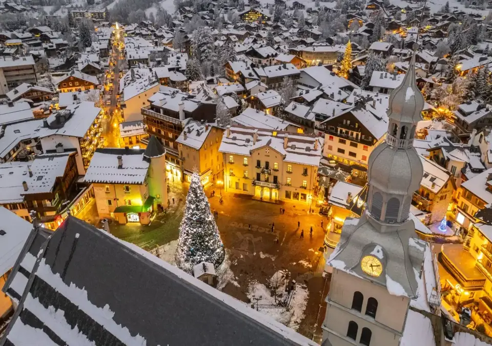 Megeve ski village (©gabrielzacharski).webp
