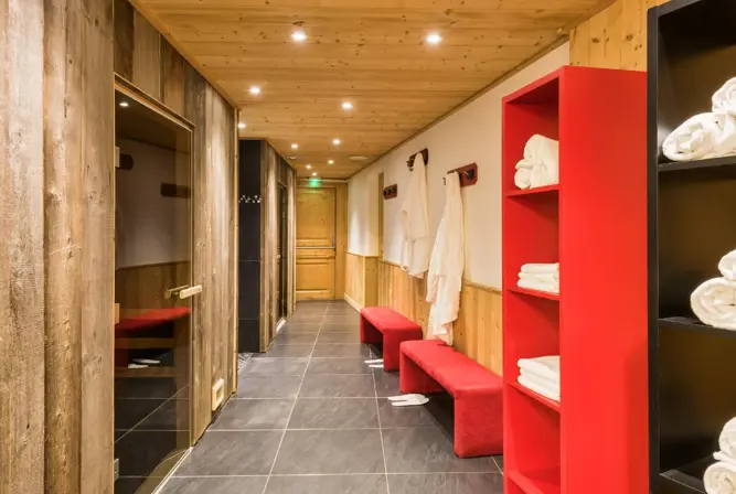 Hotel Le Petit Dru-Morzine-Spa area.webp