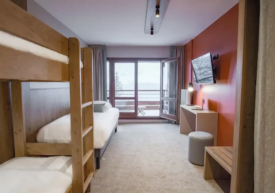 Panorama-Flaine-Typical room (4).webp