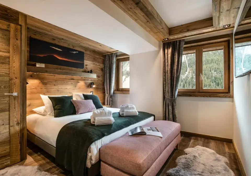 Manali_Lodge-Courchevel-Pattar (1).webp