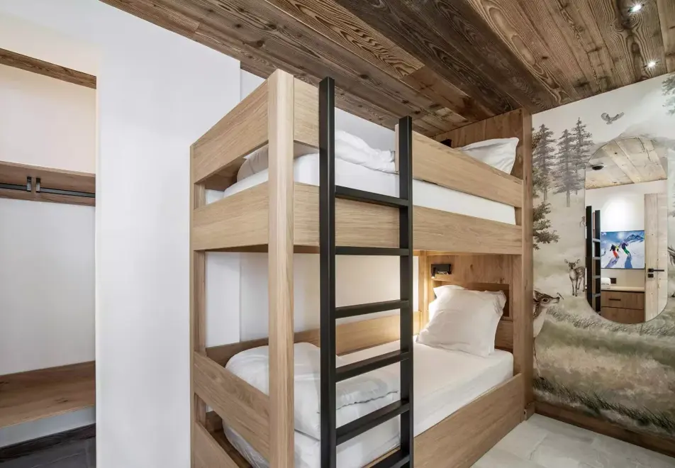 Le Quartz, Tignes Val Claret (self catered apartments) - Typical style of 202, 302, 402