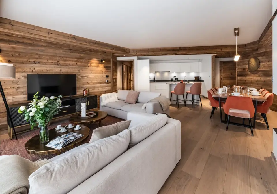2-Alaska Lodge-Val d'Isere (1).webp