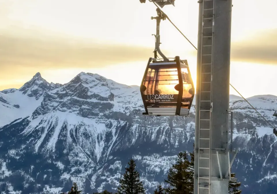 Les Carroz d'Araches gondola (Bouilleurdephoto).webp