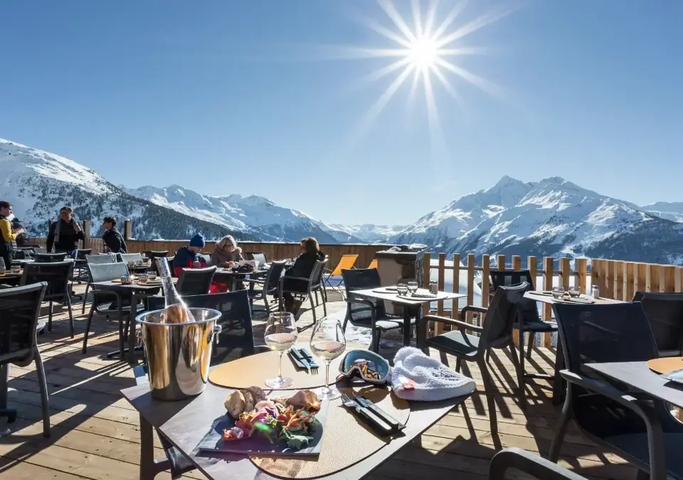 Alparena-La Rosiere-Terrace (©manureyboz).webp