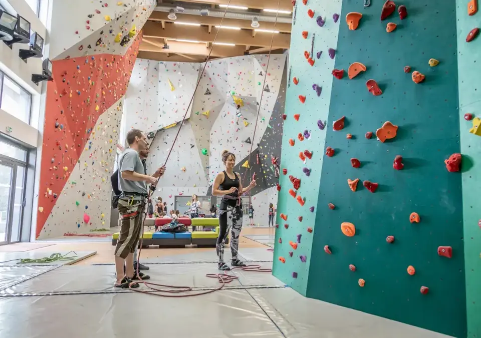 Combloux-Climbing wall.webp