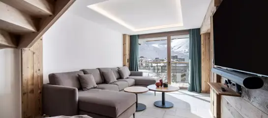 Quartz 501 – 4 bedroom duplex apartment sleeping 8/10 (c.122m2):