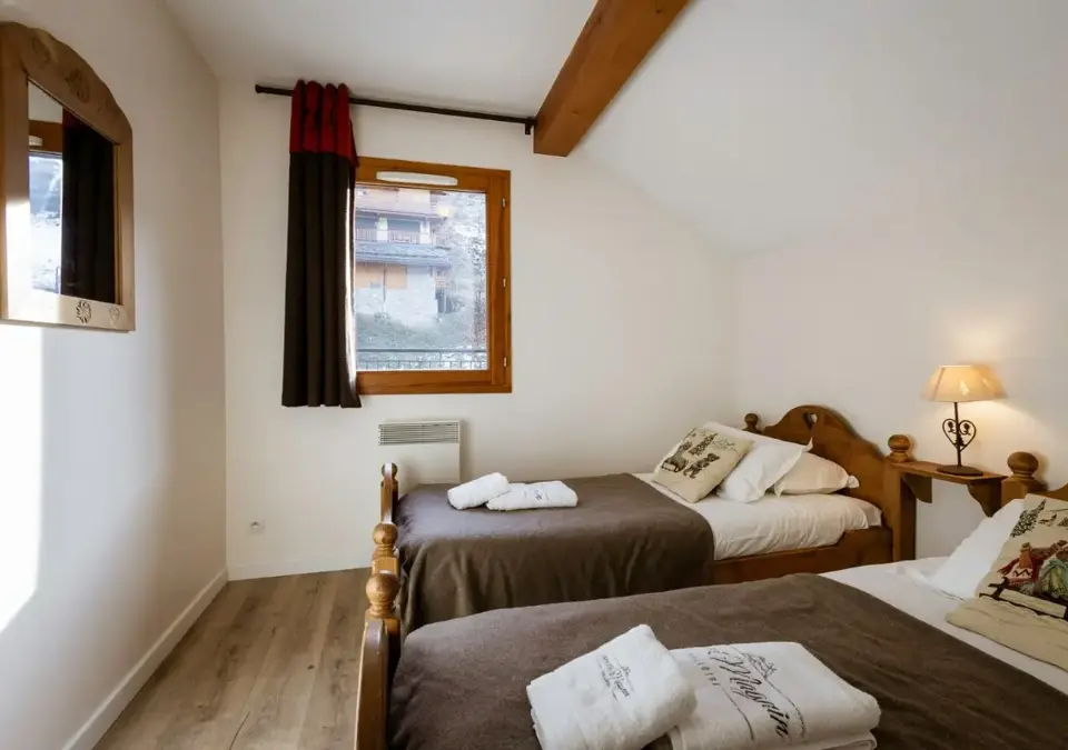 Adrien-Valloire-Apt 4 (4).webp