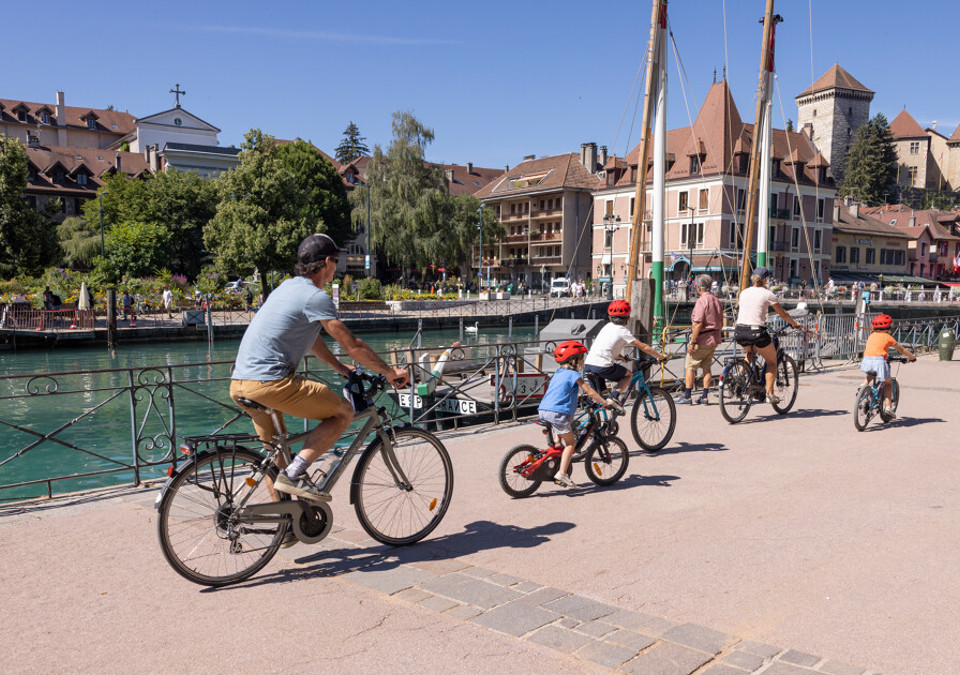 Lake Annecy-Biking (MonicaDalmasso) (1).JPG