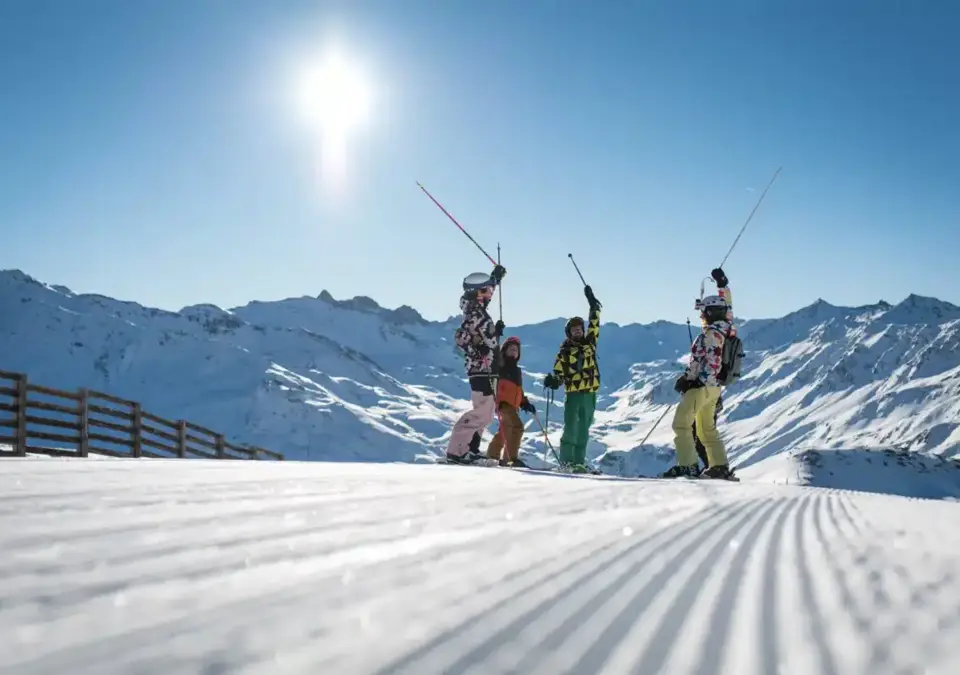 Valloire ski slopes (APernet) (1).webp