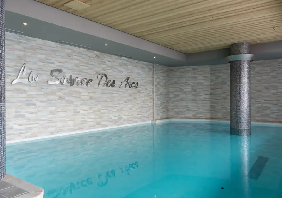 Source des Arcs-Arc 2000-Indoor pool (2).webp