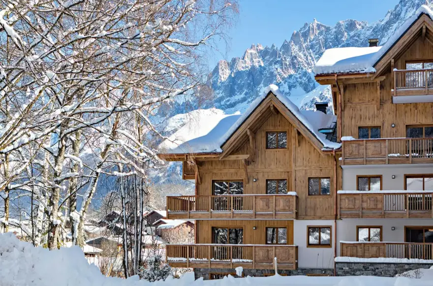 Elena-Les Houches-Exterior shot.webp