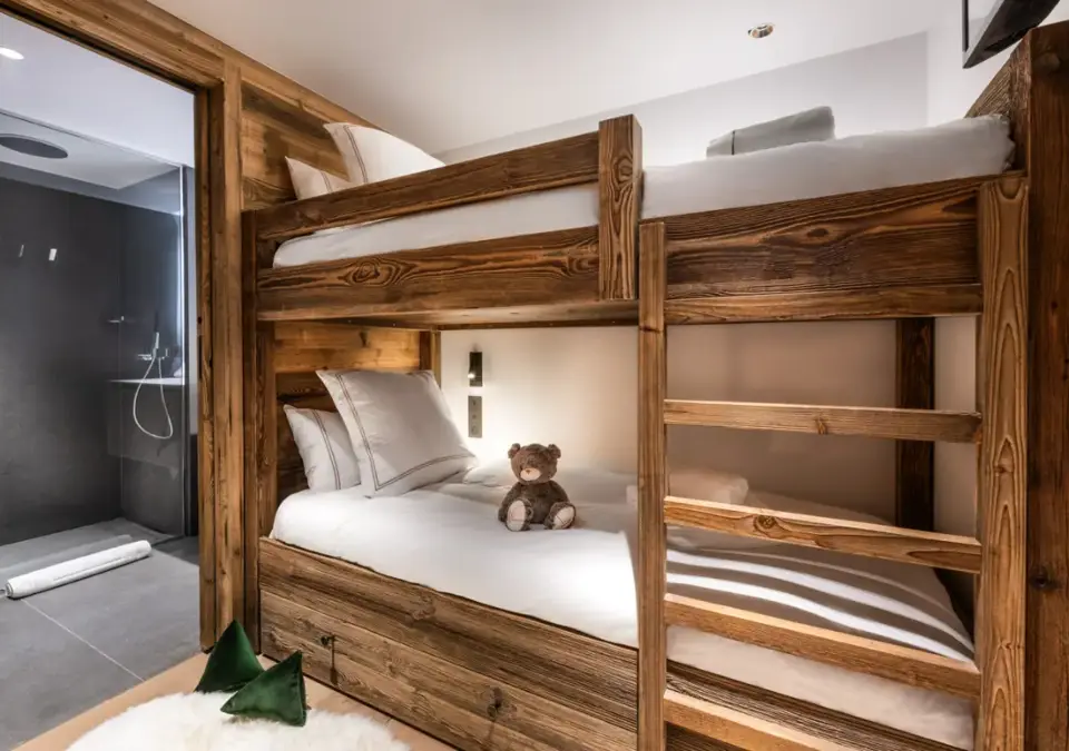 Silverstone_Chalet 2 (P.Gal)  (9).webp