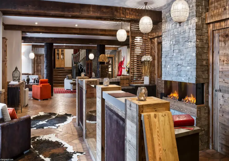 Hôtel Village Montana - Réception 2-X5.webp
