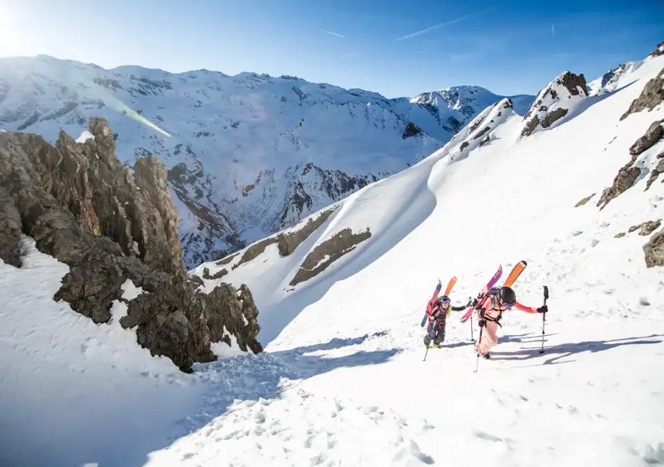 Ski-de-rando©Soren-Rickards-Office-de-Tourisme-de-Pralognan-la-Vanoise.webp