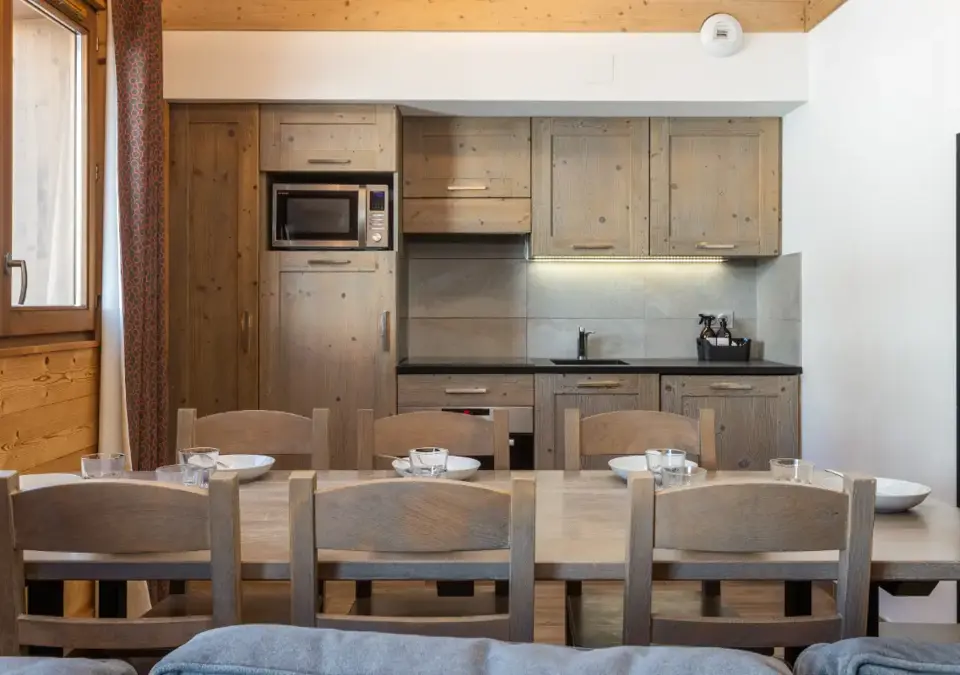 Roc Noir-La Rosiere-405 duplex (SAMANTHA HENDERSON PHOTOGRAPHY) (2).webp