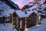 Izia-Val d'Isere-Exterior (4) (1).webp