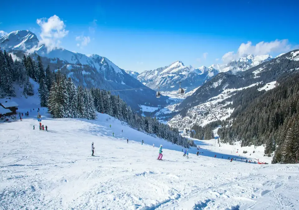 Chatel-Skiing (2).webp