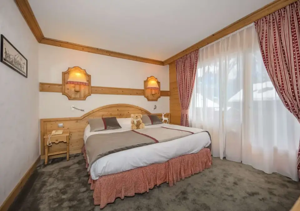Neige et Roc-Samoens-Hotel room (3).webp
