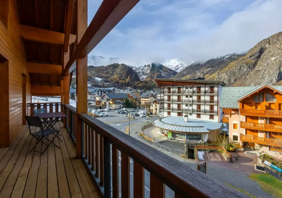 Adrien-Valloire-Apt 4 (10).webp