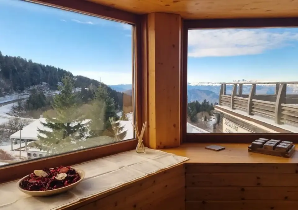 Les Balcons de Recoin-Chamrousse-Typical apartment style (7).webp