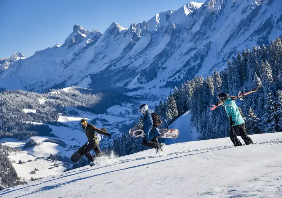 La Clusaz snowboarding (©David Machet).webp