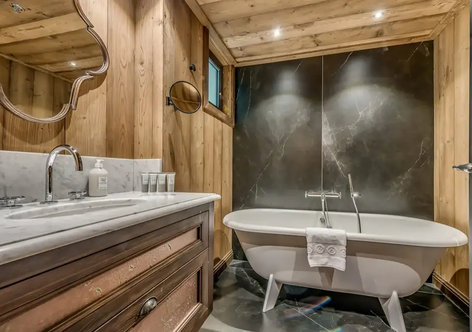 Le Val d'Isere-Val d'Isere-CHEVRIL Apt (andyparant) (14).webp