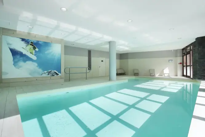 Le Panoramic-Flaine-Indoor pool.webp