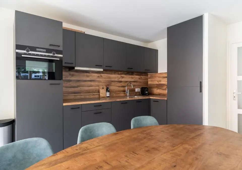 Meri-Bellcombe-Brides les Bains-Typical 2 bed 6 (3).webp