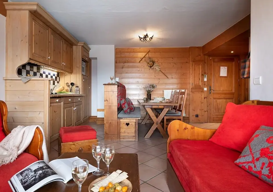 Les Alpages de Chantel,-Arc 1800-interior 2