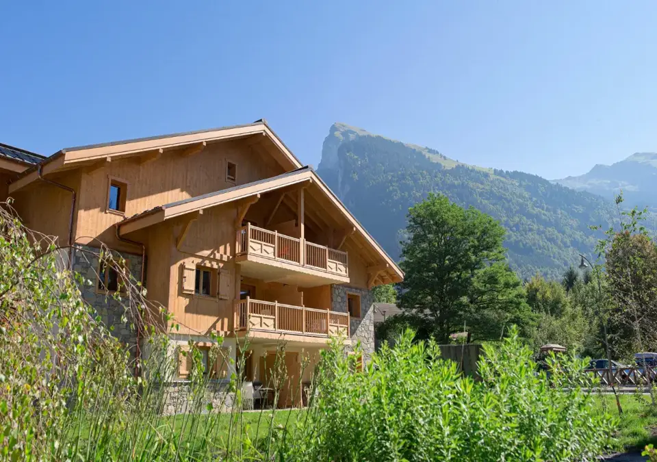 SUMMER - La Reine des Pres-Samoens (1).webp