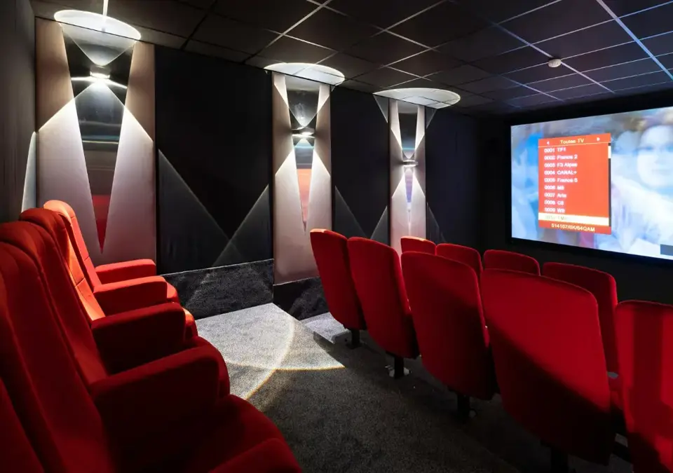 Alexane-Samoens-Cinema room.webp