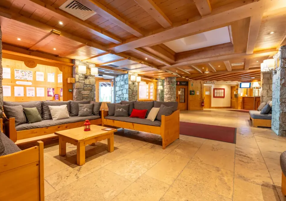 Les Alpages de Val Cenis-Reception  (©AMBREPORTAZ) (1).webp