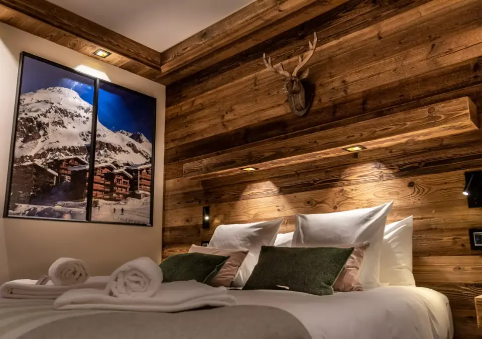 Vail_Lodge-Val_dIsere-Apt A02 (1).webp