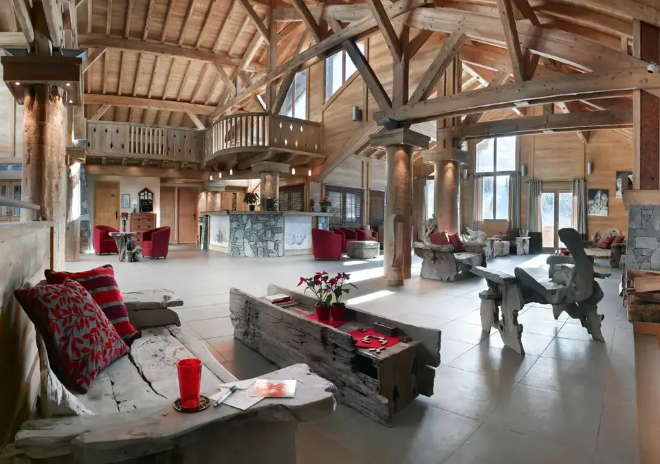 Le Village de Lessy-Le Grand Bornand-Reception (2).webp