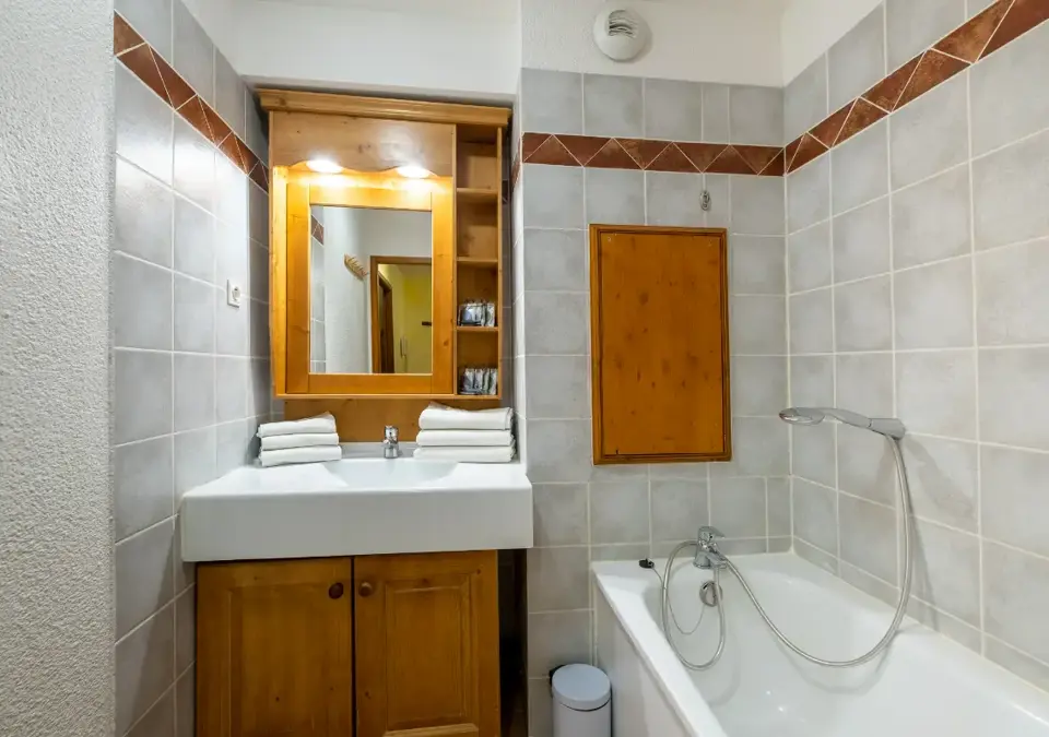 Les Balcons de Val Cenis en Haut-4-6 alcove apt (2).webp