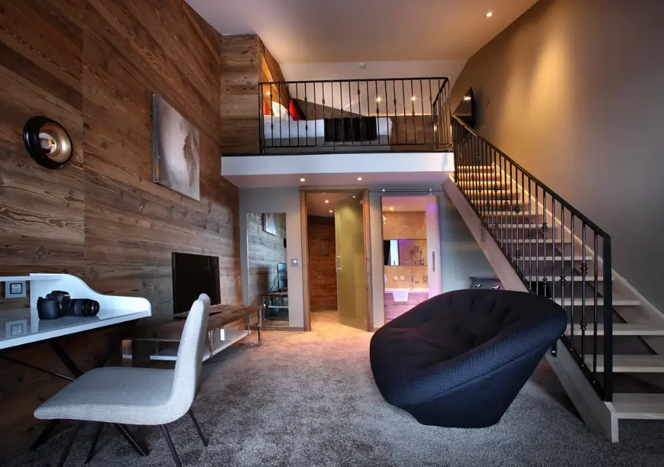 Koh-I Nor-Val Thorens-Typical hotel room (5).webp