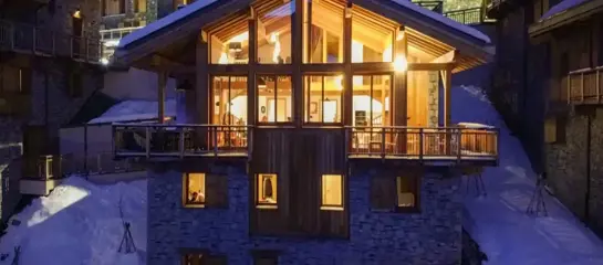 Eceel - 4 bedroom sleeping 8/9 (c.90m2): 
