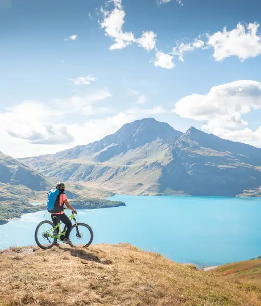 SUMMER HEADER-Val Cenis lake mountain biking (©J.Cathala)-2000px.webp