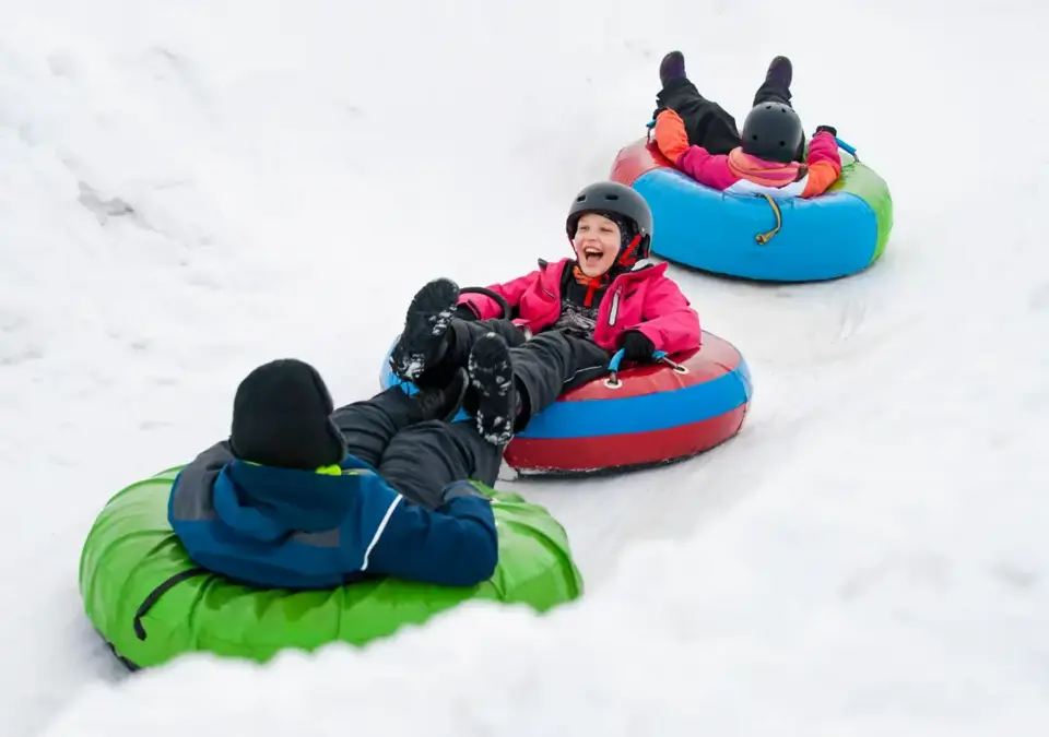 Combloux snow tubing.webp