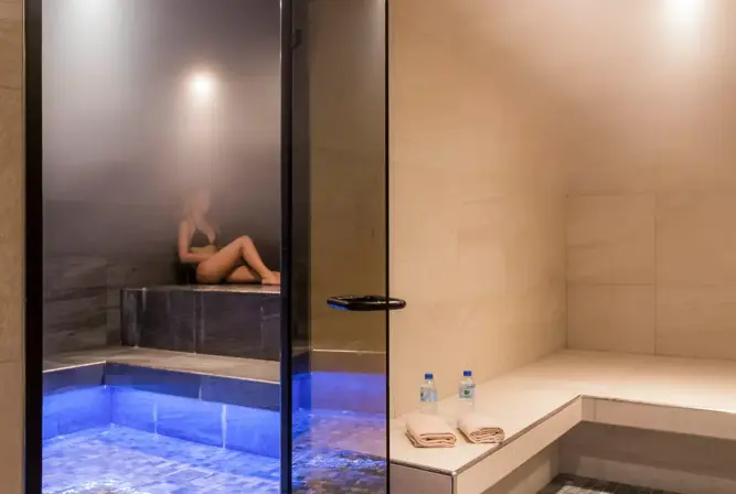 Hotel St Charles-Val Cenis-Sauna-steam room.webp