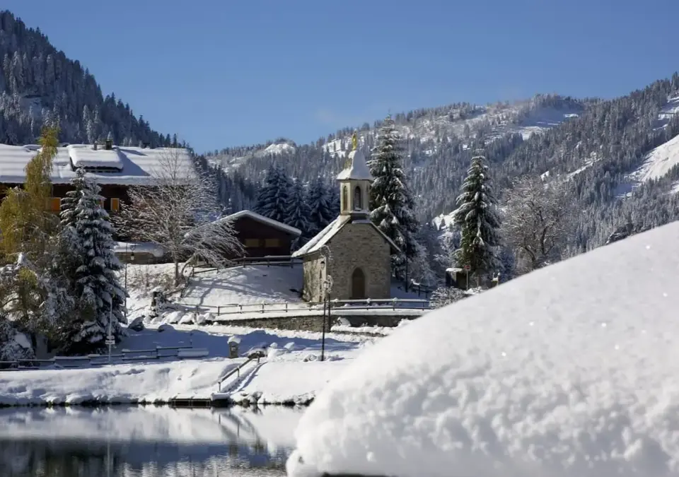 Chatel village (1).webp