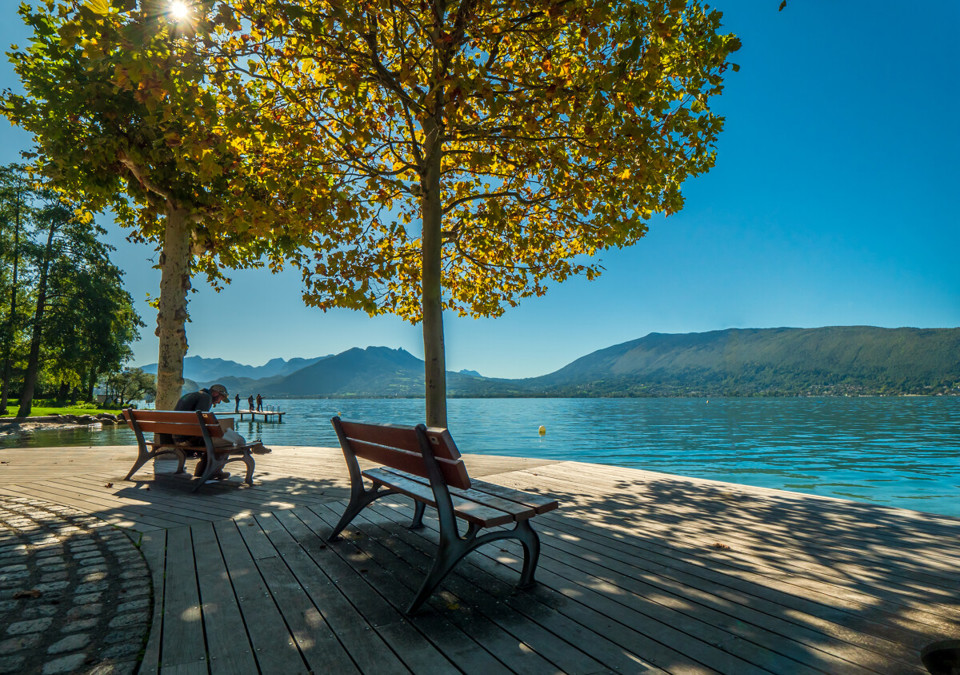 Lake Annecy (5).JPG