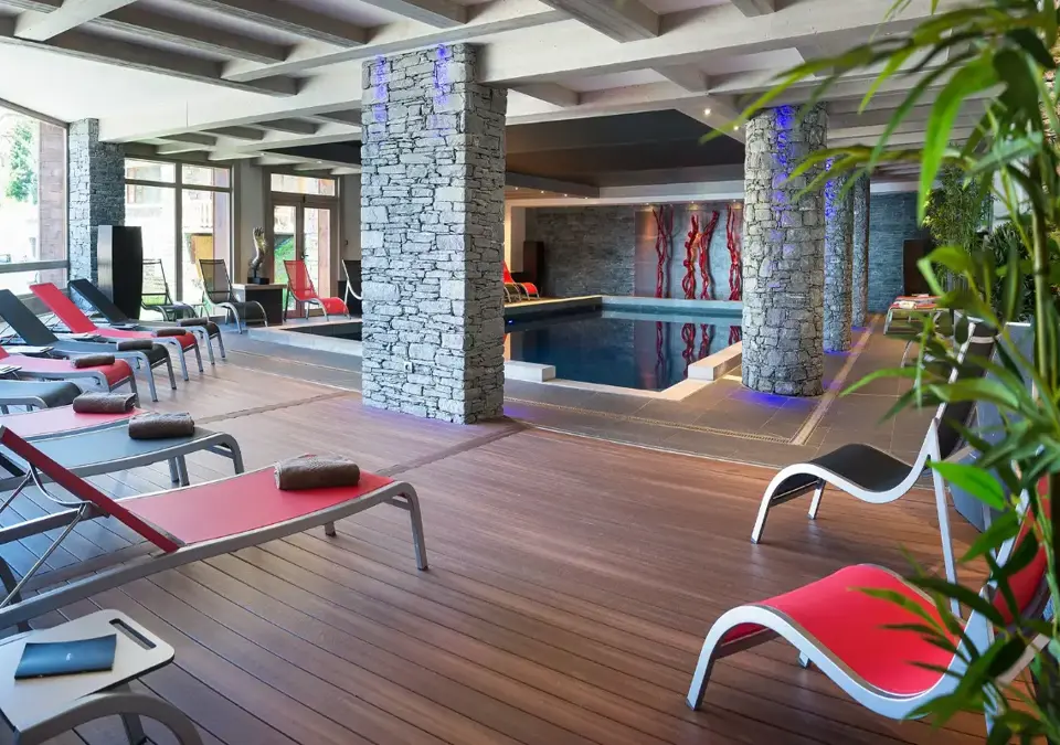 Lodge Hemera-La Rosiere-Indoor pool (2).webp